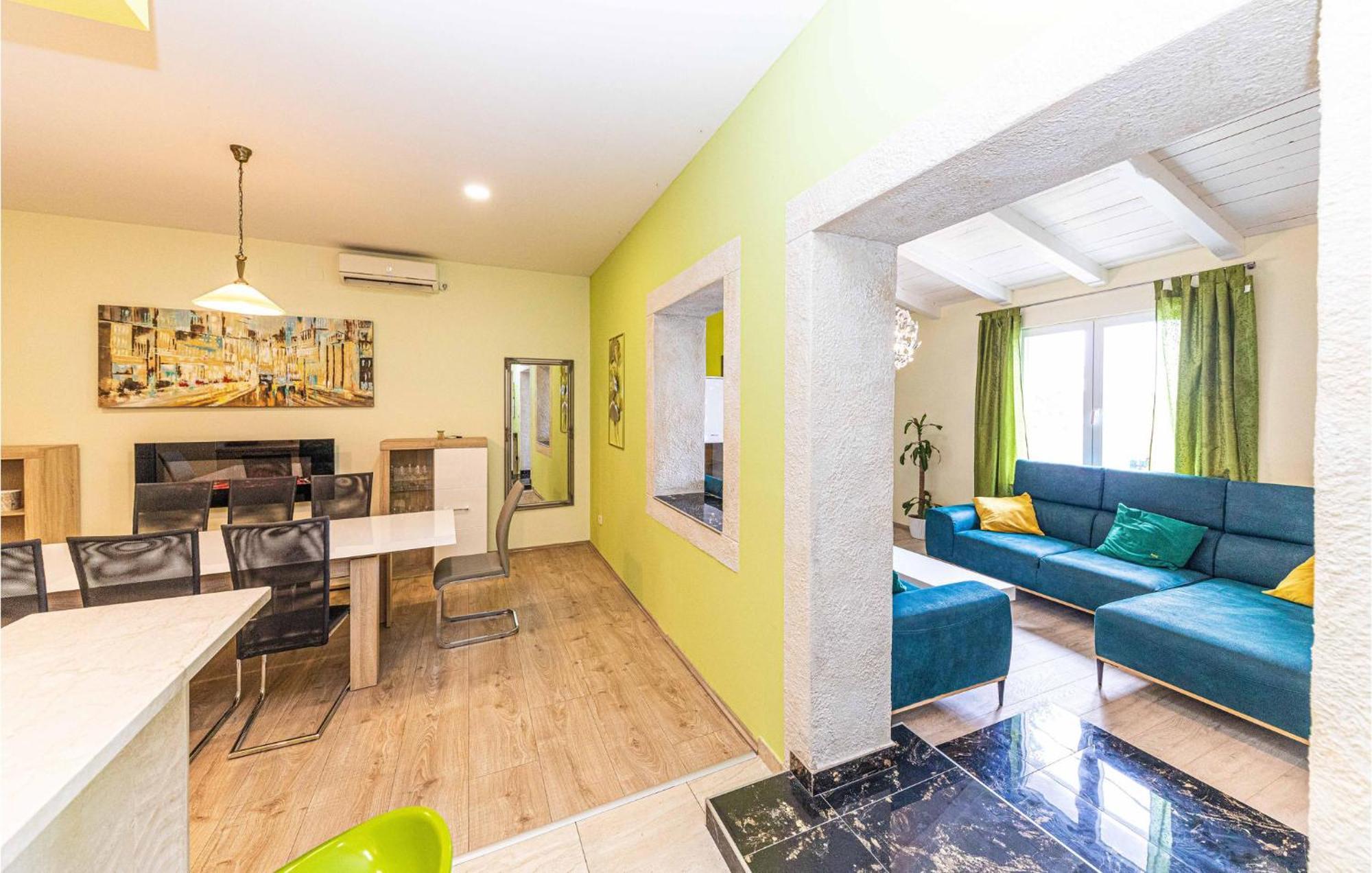 Nice Home In Kastel Sucurac With Wifi Kastela Exterior photo