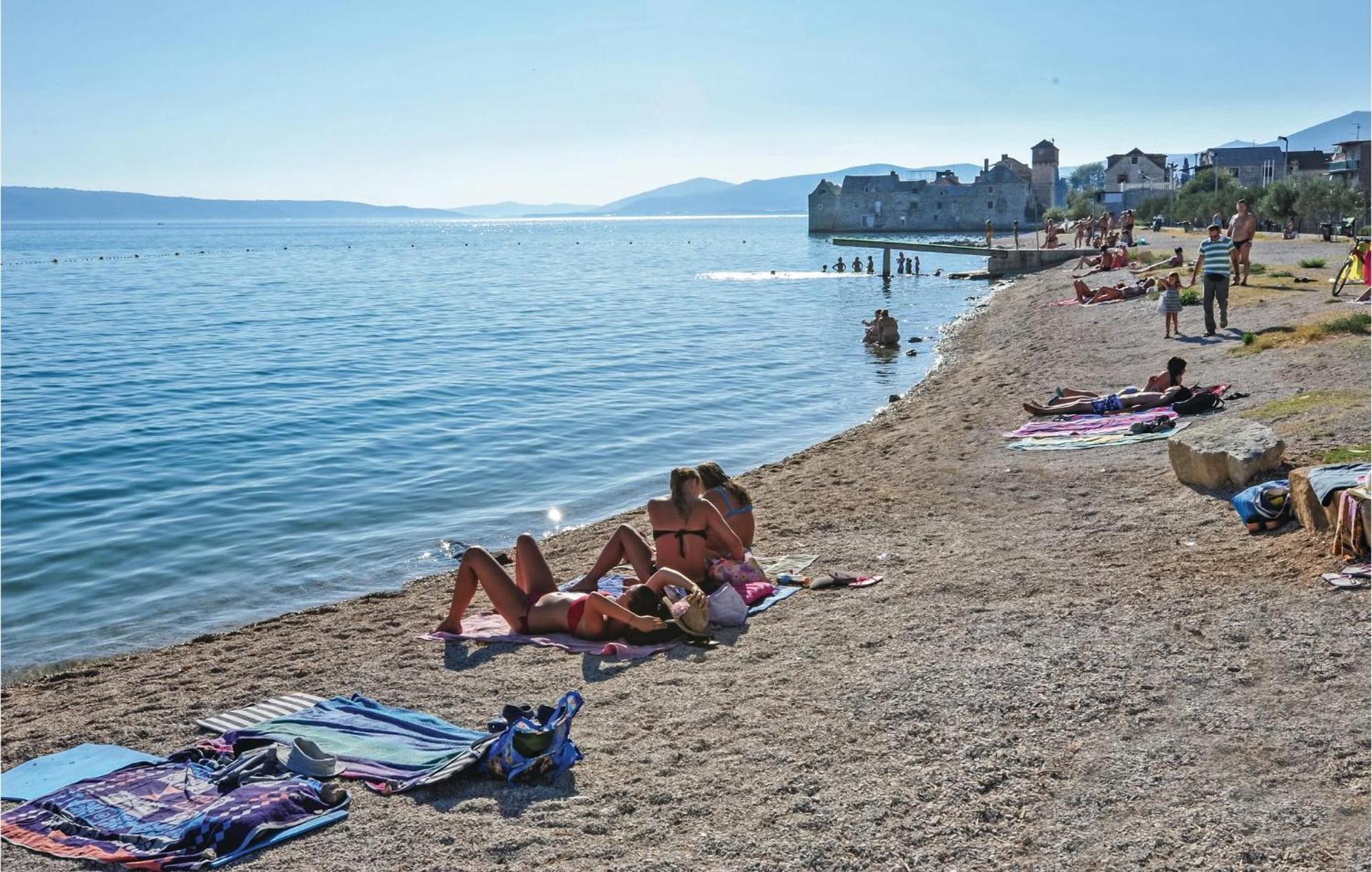 Nice Home In Kastel Sucurac With Wifi Kastela Exterior photo