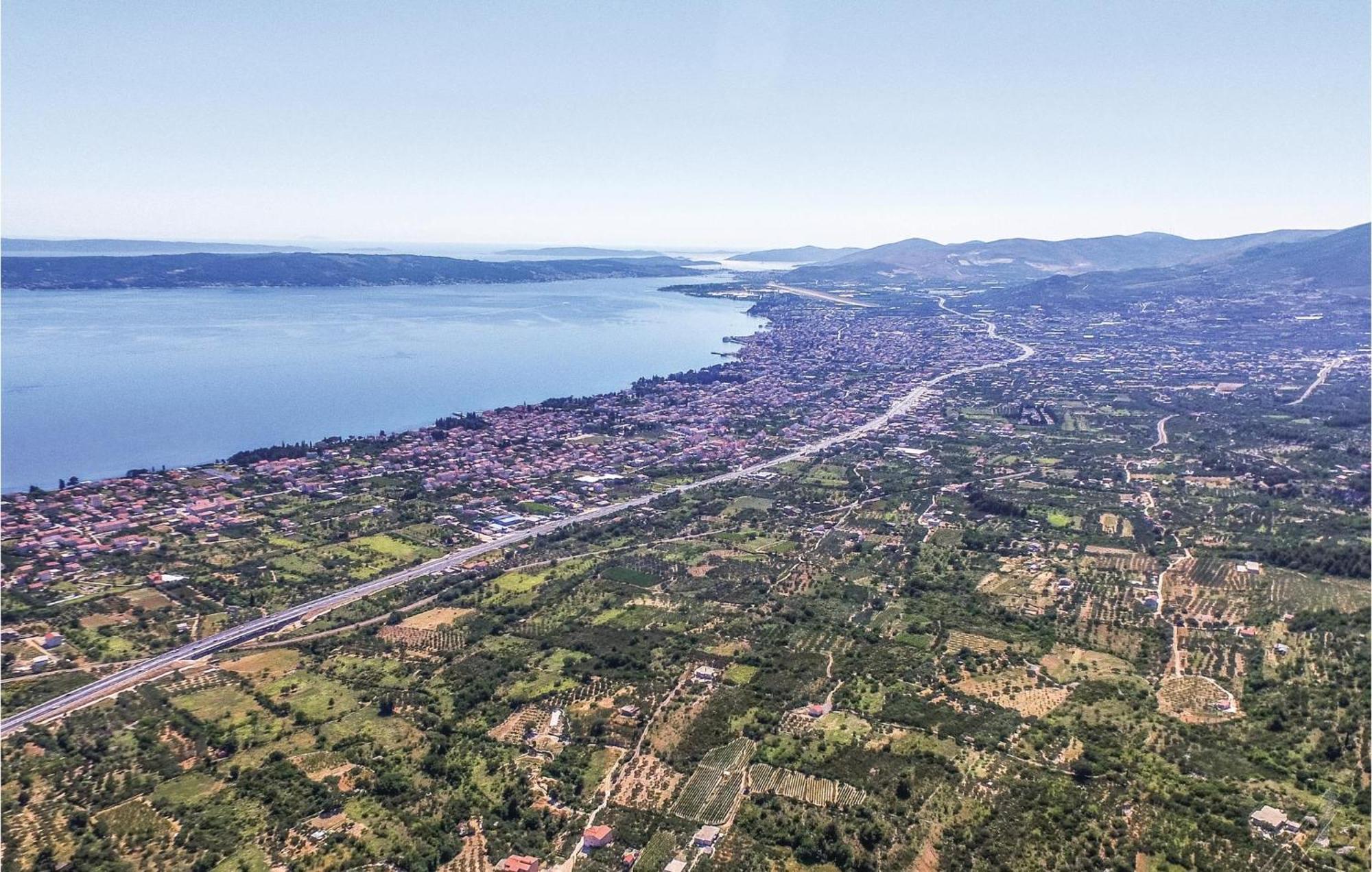 Nice Home In Kastel Sucurac With Wifi Kastela Exterior photo