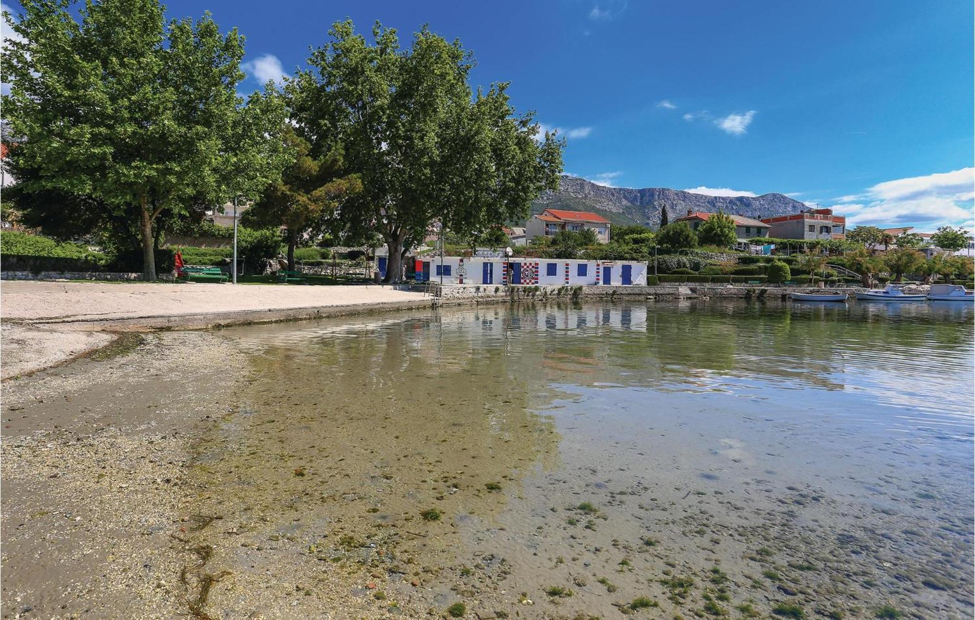 Nice Home In Kastel Sucurac With Wifi Kastela Exterior photo